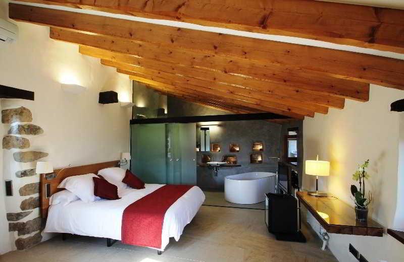 Hotel Can Cuch Canoves Exterior photo